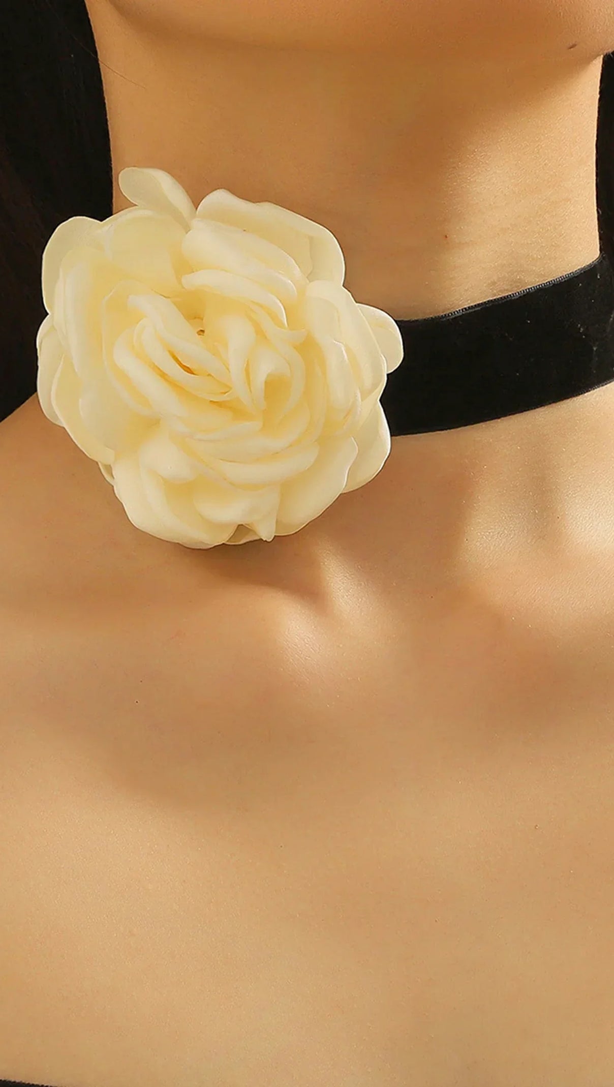 Annyston 3D Floral Collar Necklace