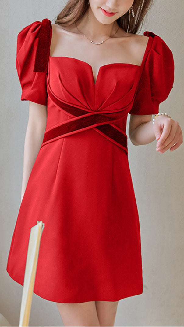 AIIZIE VELVET TIERED PUFF SLEEVE MINI DRESS IN RED - product image