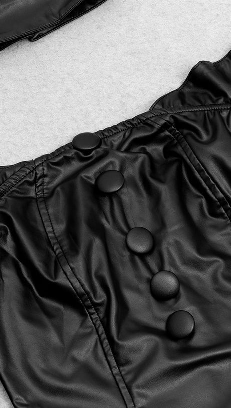 BLACK OFF-SHOULDER LONG-SLEEVED LEATHER DRESS WITH SLIT