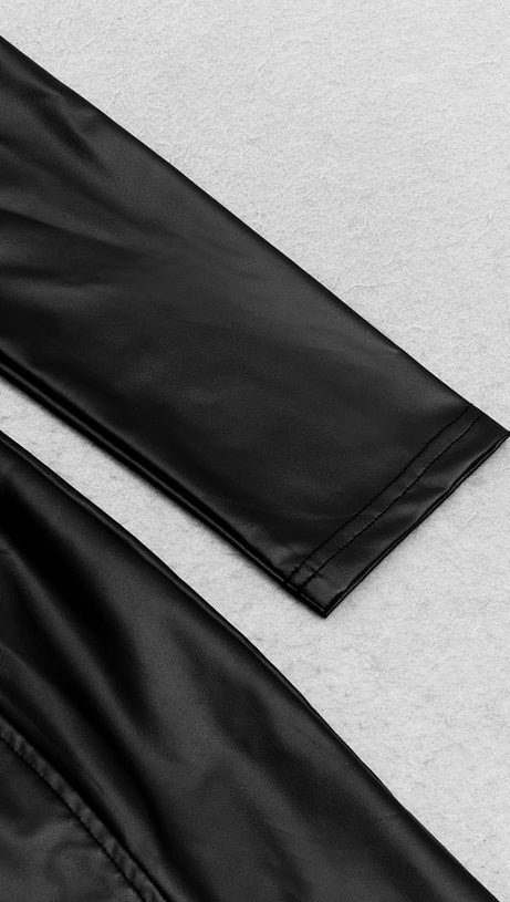 BLACK OFF-SHOULDER LONG-SLEEVED LEATHER DRESS WITH SLIT