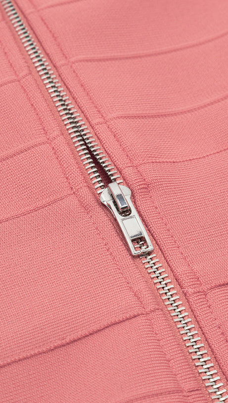 PATCHWORK-BANDAGE-KLEID MIT SCHLITZ 