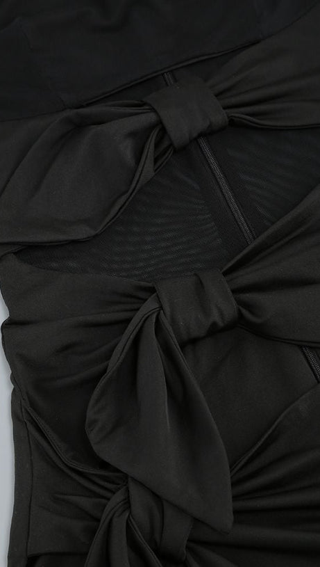 LONG SLEEVE CUTOUT SPLIT MAXI DRESS