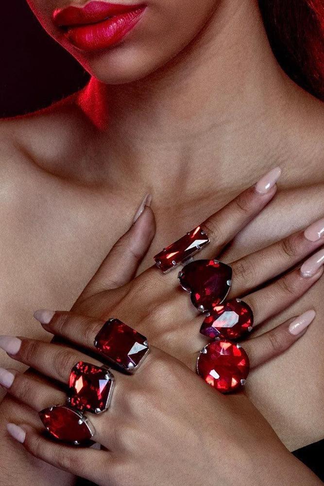 AIIZIE DANA CRYSTAL RINGS 7 SET - product image