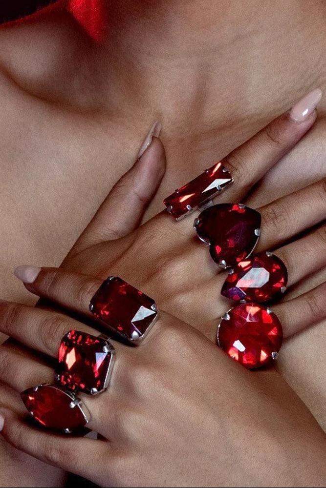 AIIZIE DANA CRYSTAL RINGS 7 SET - product image