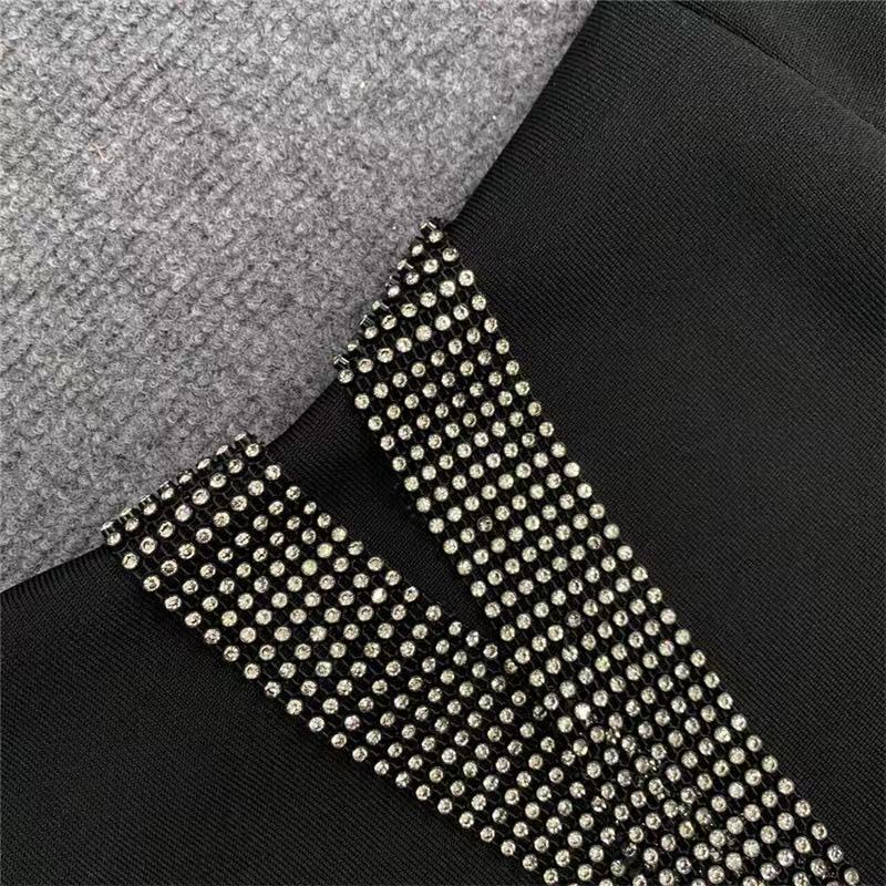 ABITO MIDI CON STRASS E SCOLLO A V