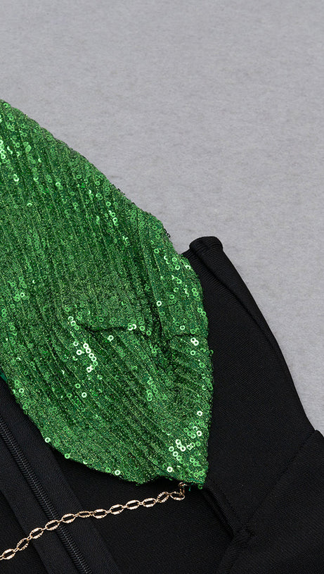 Zweifarbiges Neckholder-Kleid mit Cut-Outs, Rückenausschnitt und Schlitz 