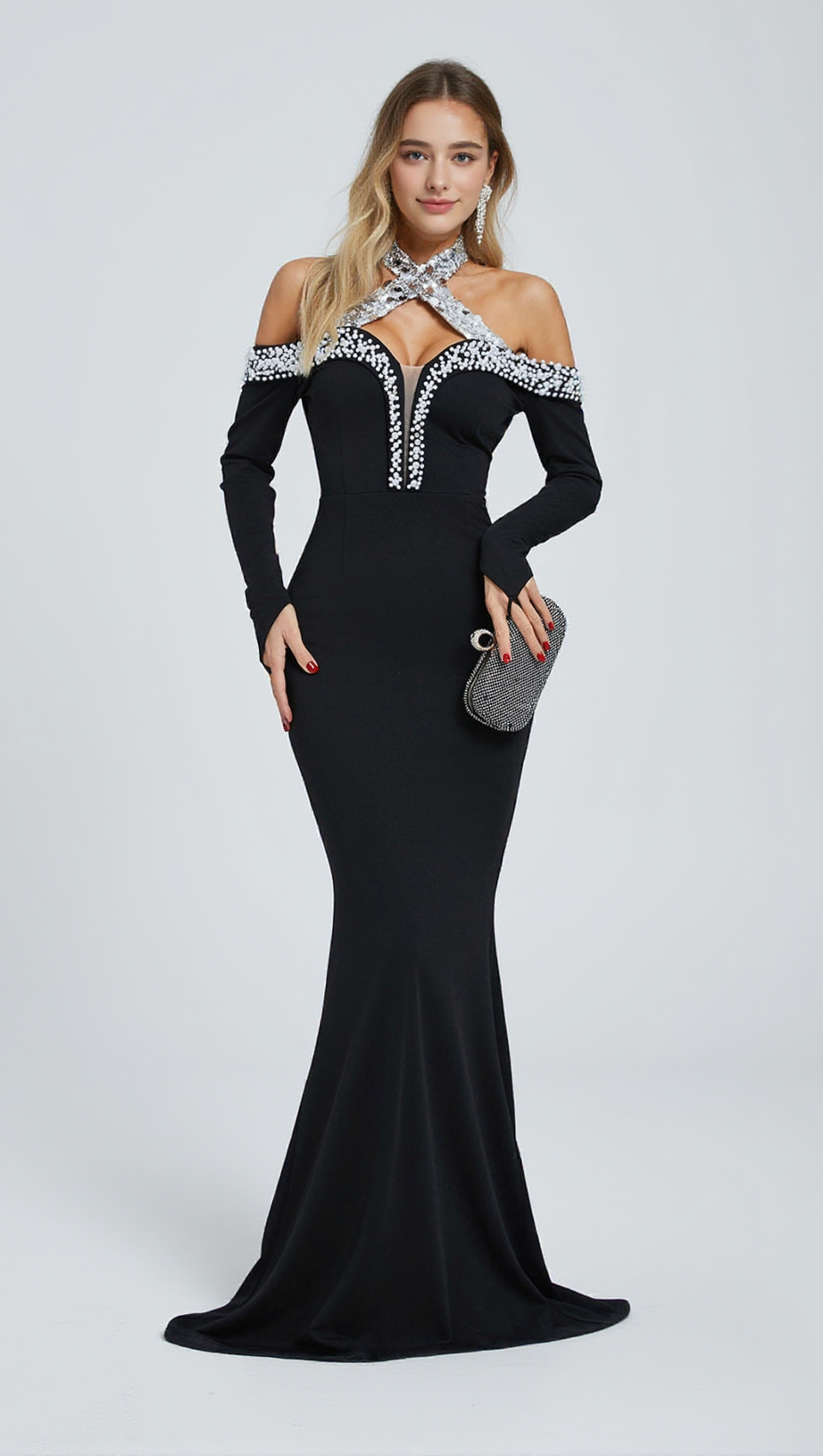 Neckholder-Maxikleid mit Perlen- und Kristallbesatz