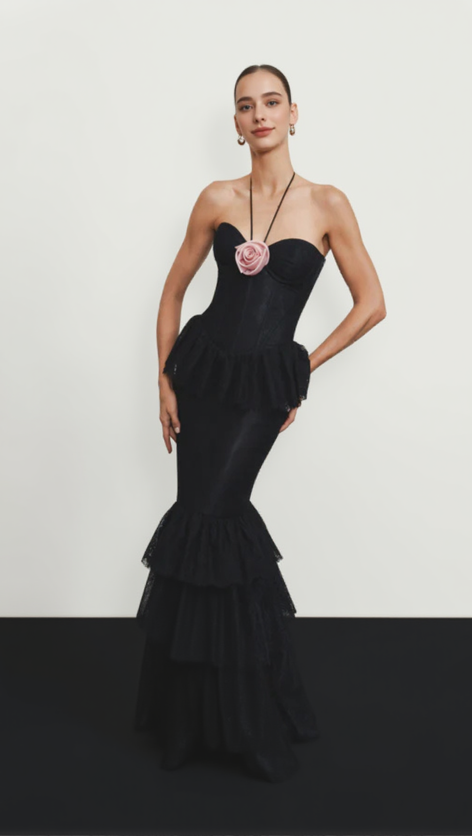 LACE TIERED FLOWER STRAPLESS MAXI DRESS IN BLACK