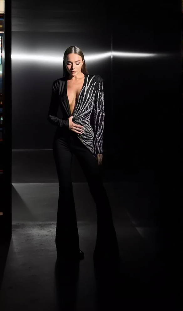 AIIZIE RHINESTONE EMBELLISHED BLAZER JUMPSUIT TWO PIECES SETS IN BLACK - product image