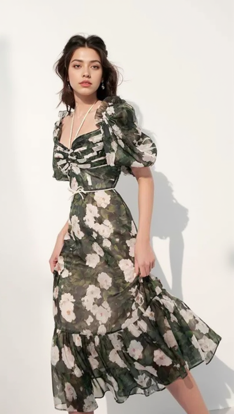 PUFF SLEEVE FLORAL PRINTED MIDI DRESS IN GREEN