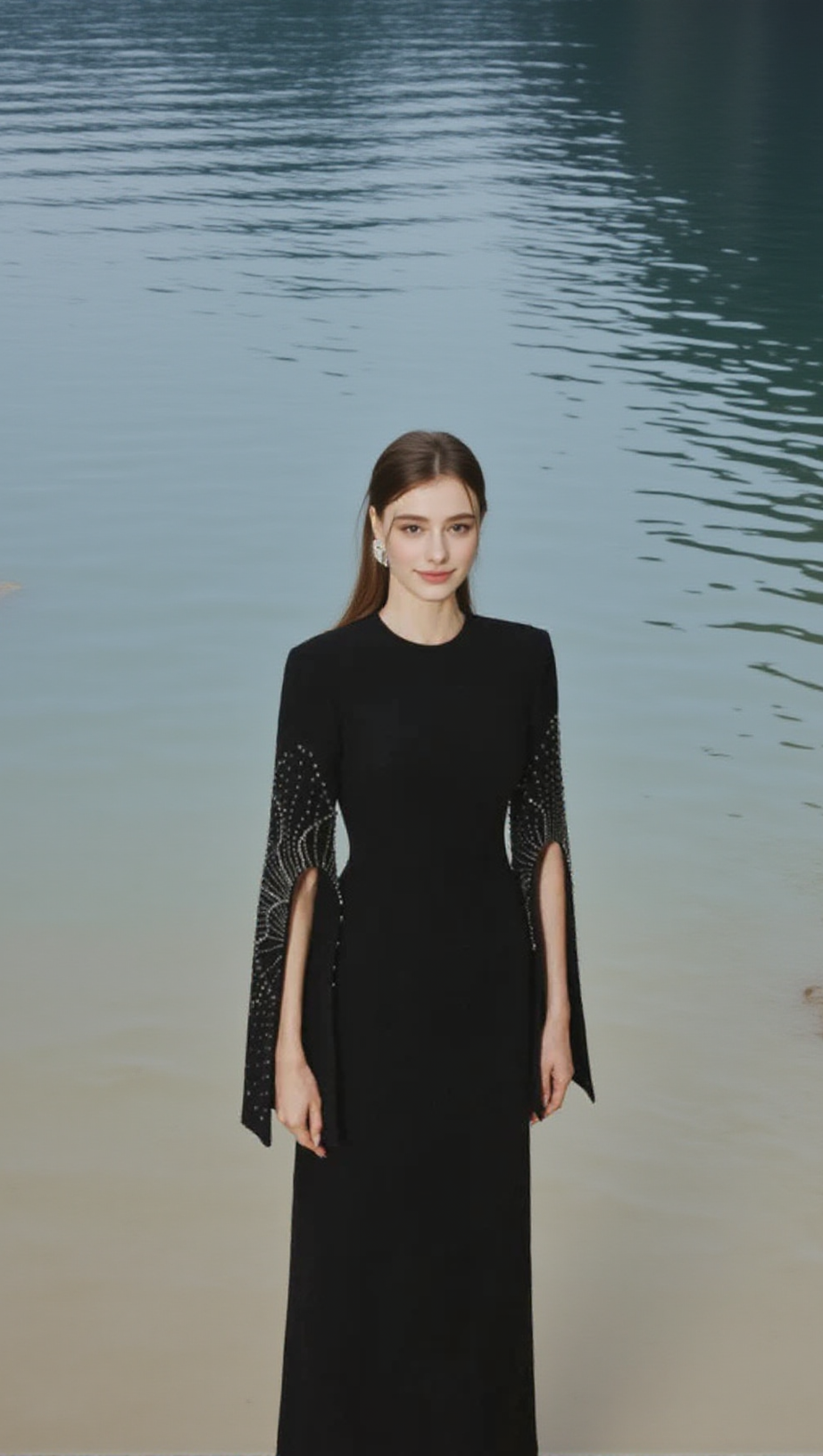 STEPHANIE SLIT-SLEEVE BODYCON MAXI DRESS IN BLACK