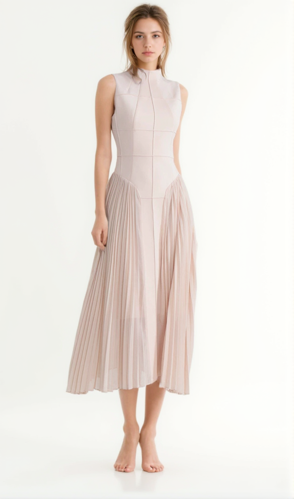 ÄRMELLOSES MIDIKLEID AUS STRICK MIT FÄLLEN IN APRICOT