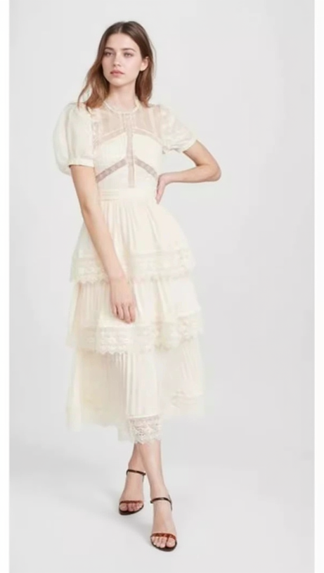 PLEATED LACE MIDI DRESS IN APRICOT