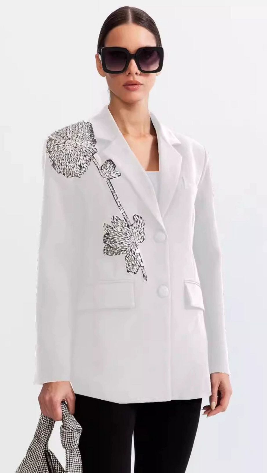 FLORAL EMBELLISHED BLAZER IN WHITE