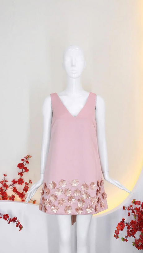 Ärmelloses Minikleid mit V-Ausschnitt und Blumenmuster in Rosa