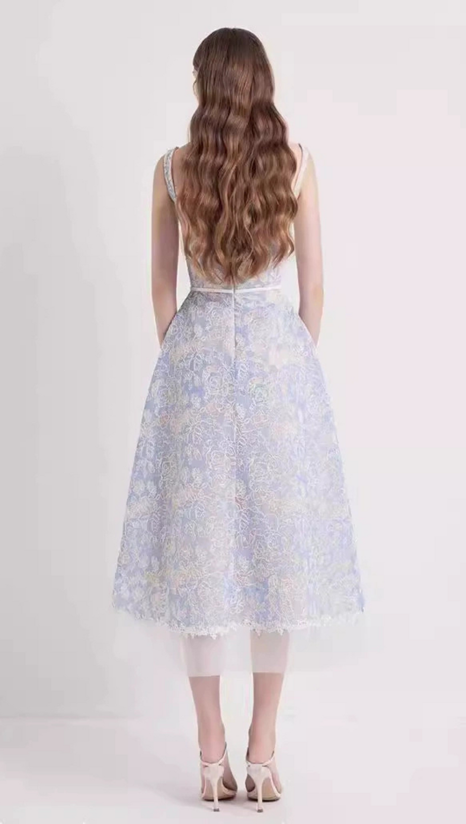 A-LINE SQUARE NECK EMBROIDERED LACE MIDI DRESS IN BLUE