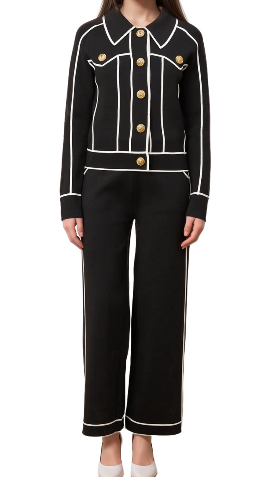 Amity Jacke mit sieben Knöpfen und schwarzem Paspelbesatz