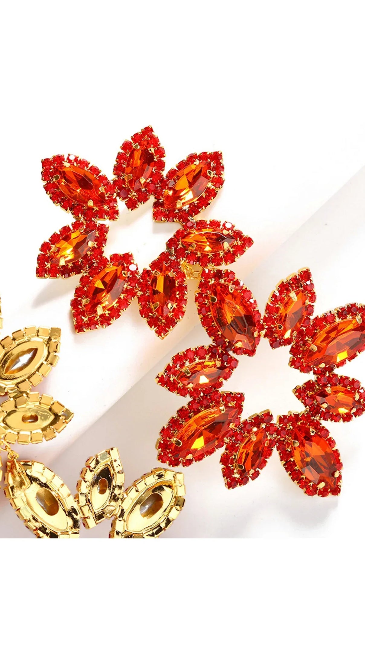 AIIZIE BRITTANIE FLOWER RHINESTONES EARRINGS - product image