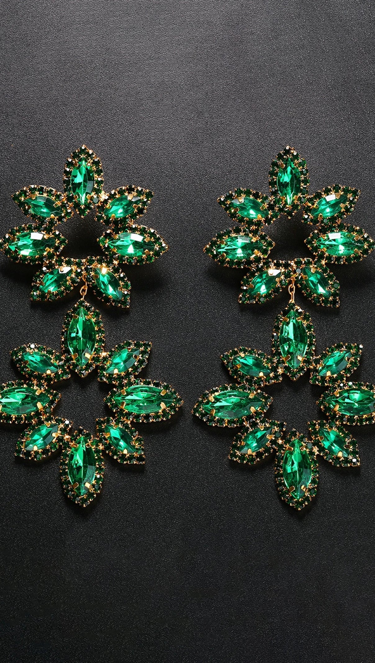 AIIZIE BRITTANIE FLOWER RHINESTONES EARRINGS - product image
