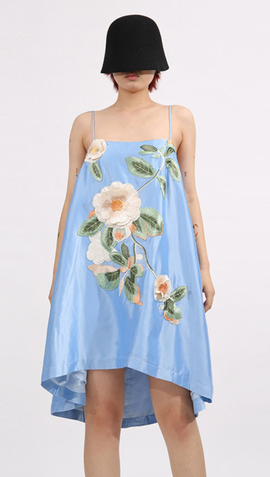 EDWINA APPLIQUE FLORAL EMBROIDERED MINI DRESS IN BLUE