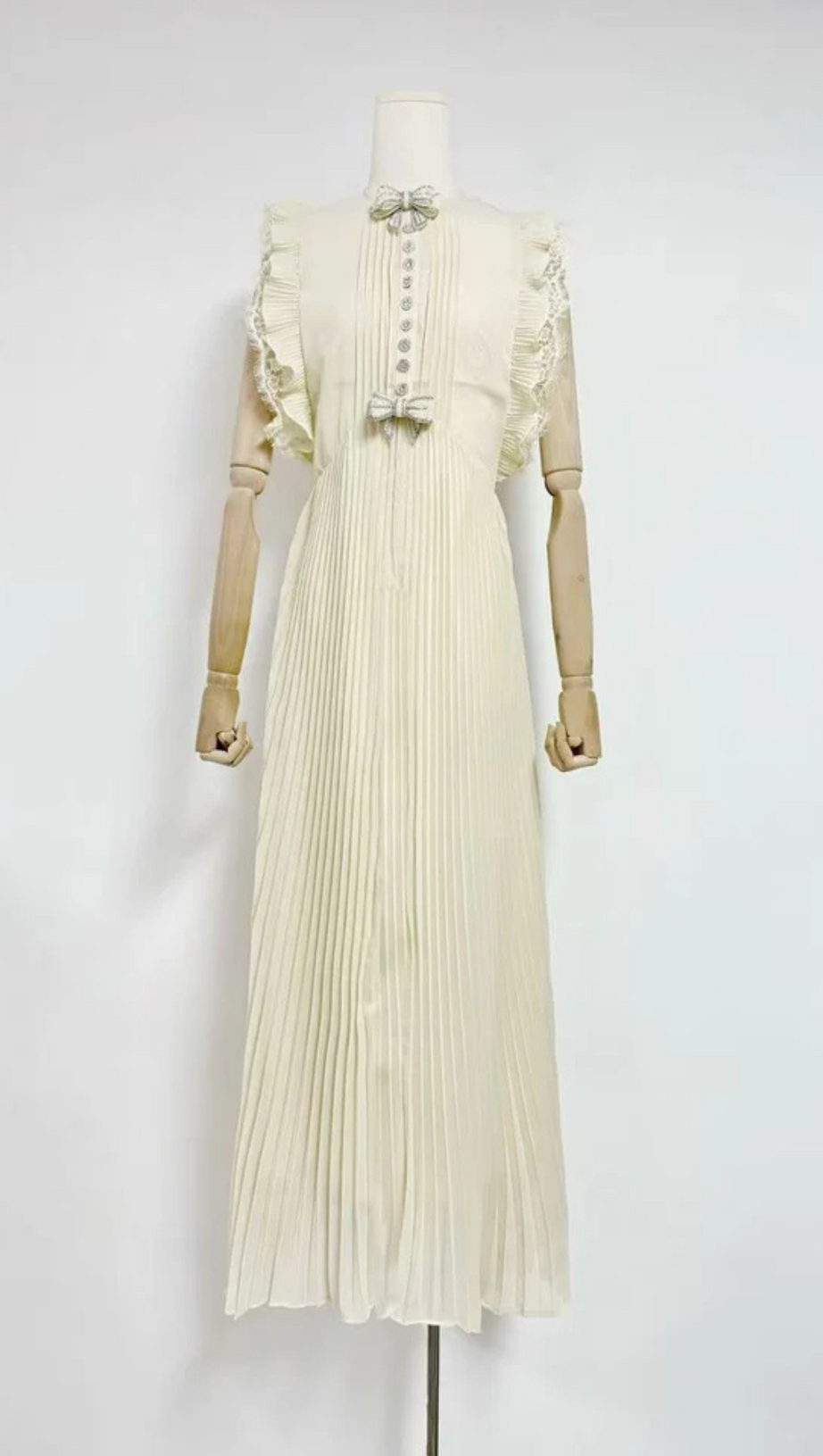CHIFFON RUFFLED MAXI DRESS IN APRICOT