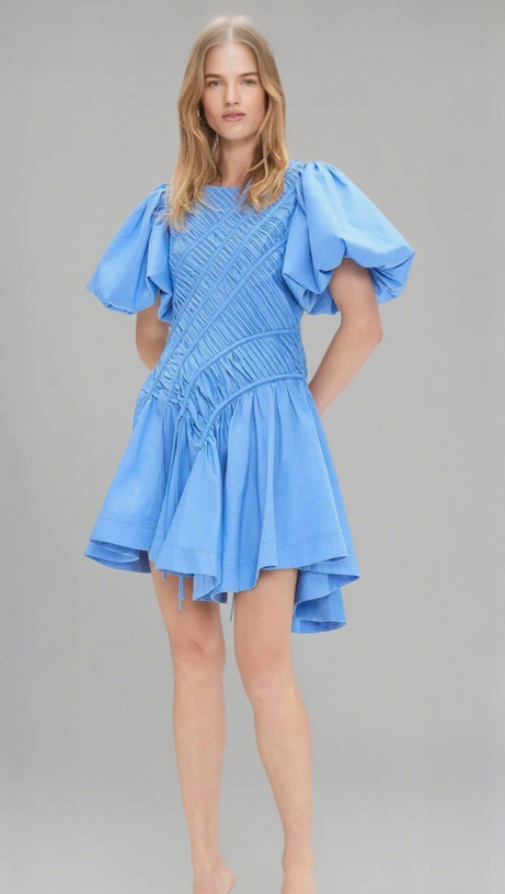 MINI ABITO ASIMMETRICO CON MANICHE A SBUFFO E PLISSETTATURE EUDORA IN BLU NEBBIA