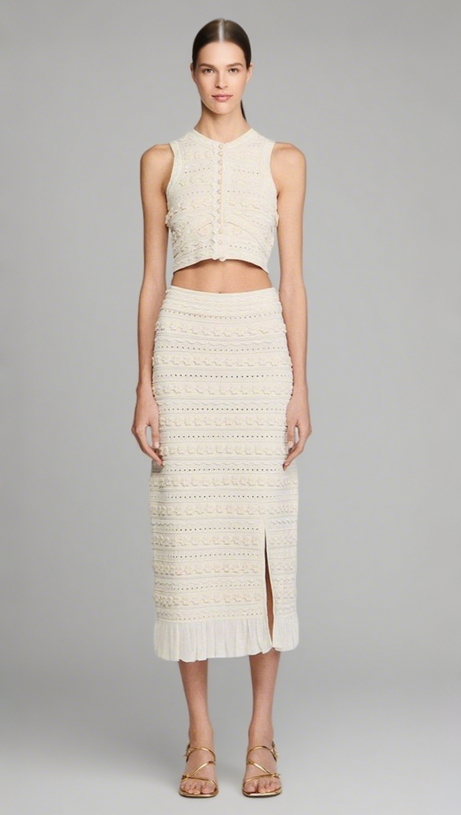 Strickrock mit Häkelbesatz in Ecru
