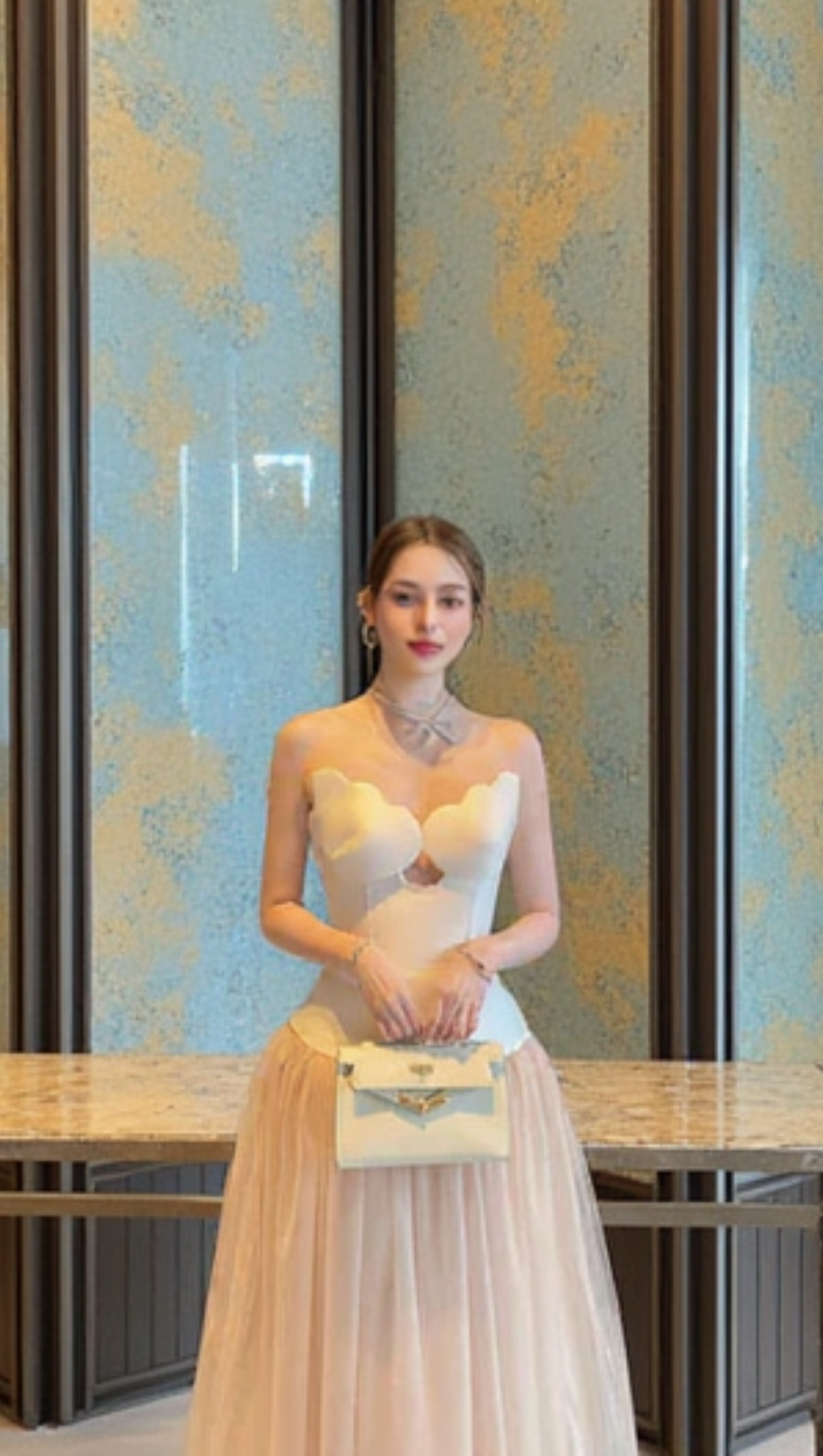 TWO-TONE HOLLOW TUBE TOP TULLE MIDI DRESS