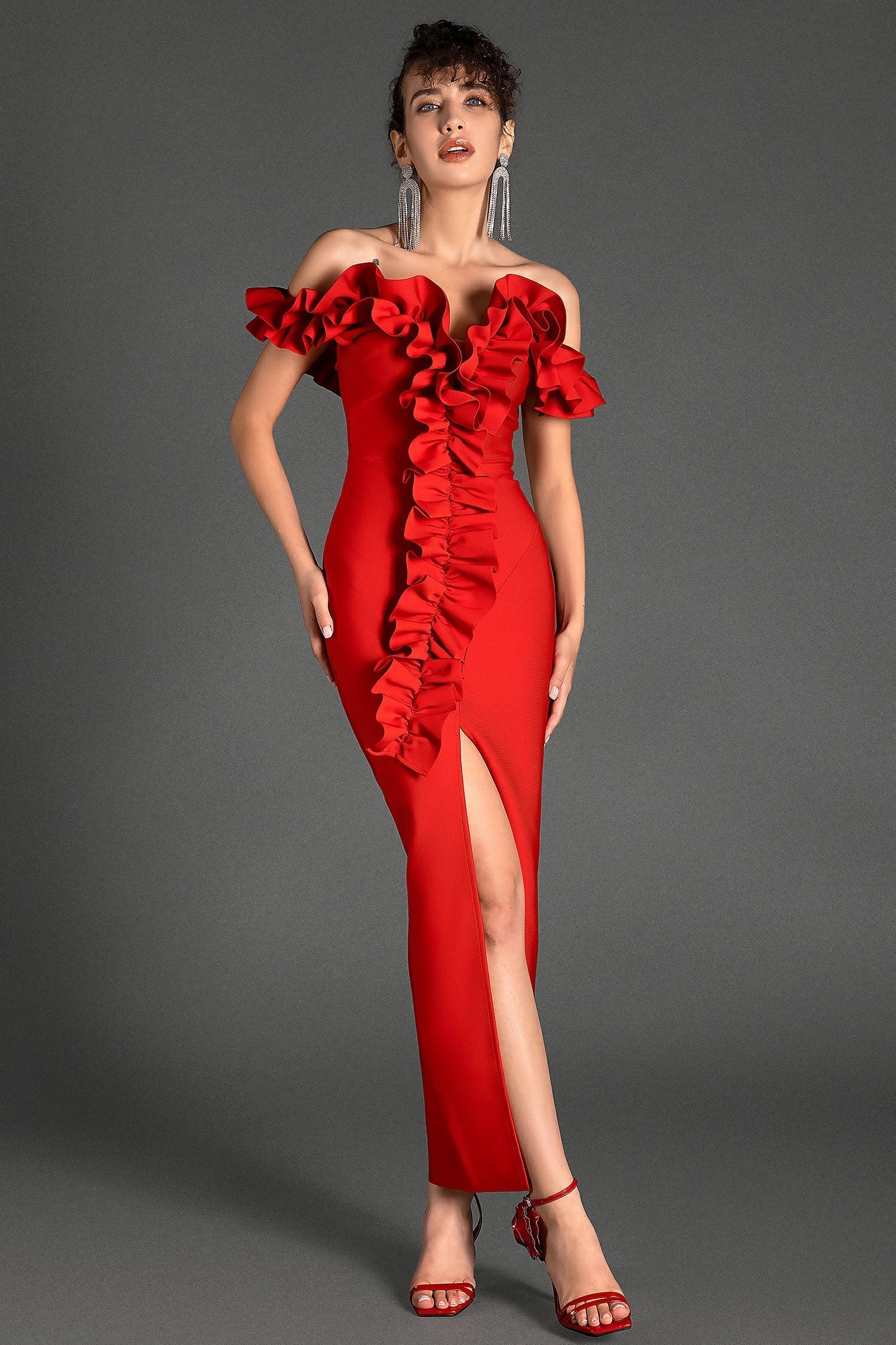 Ioulitta Bandage-Kleid mit Rüschen und hohem Schlitz