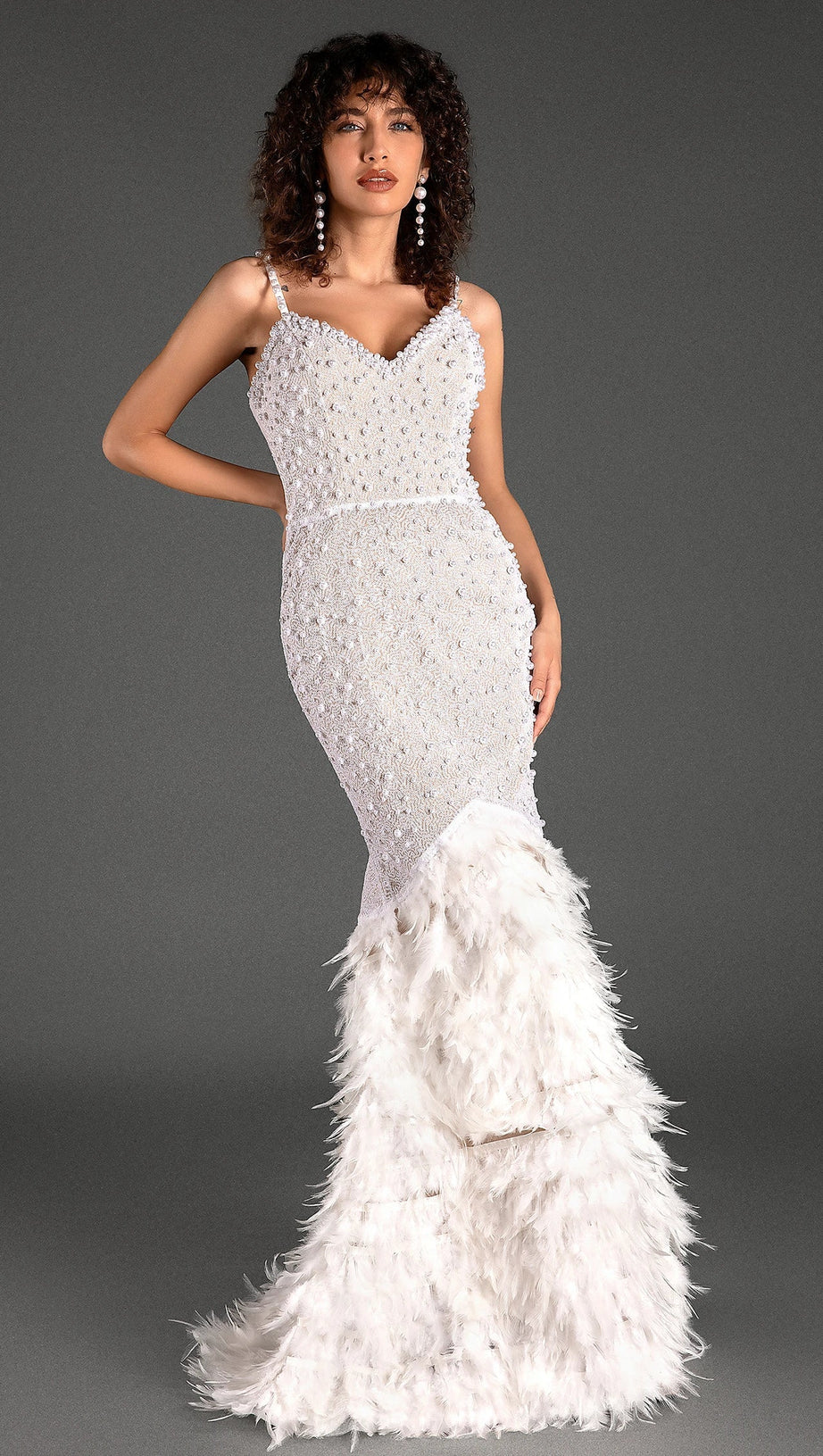 Totaki Trägerkleid mit Perlen und Federn