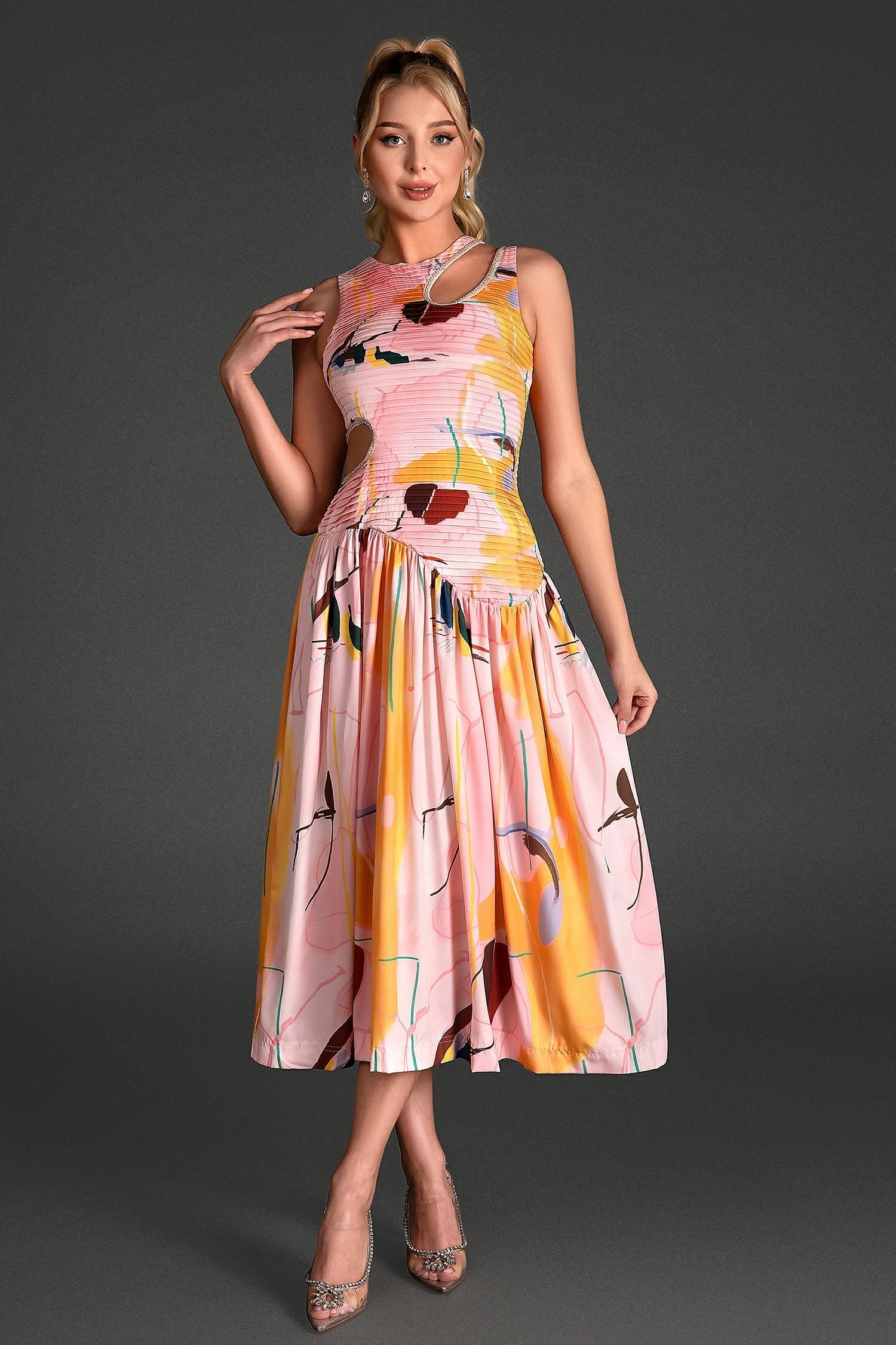 Salloulis ärmelloses bedrucktes Cut-Out-Kleid