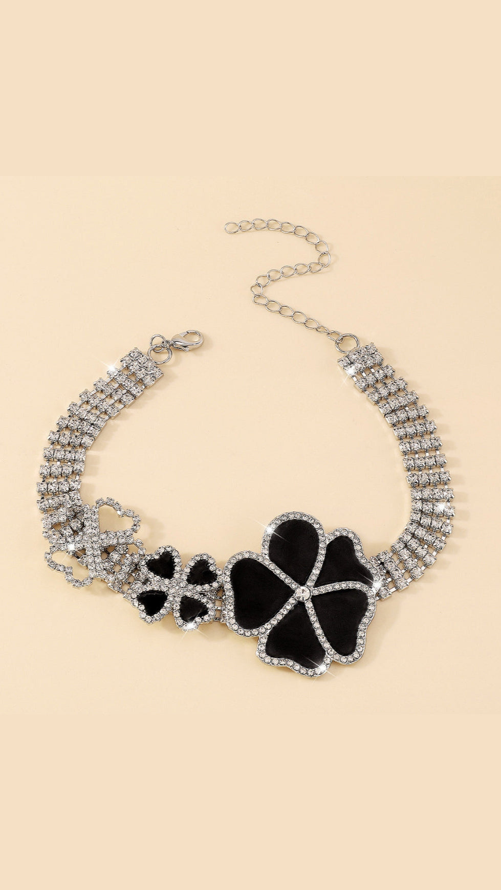 AIIZIE GEOMETRIC FLOWER CHOKER - product image