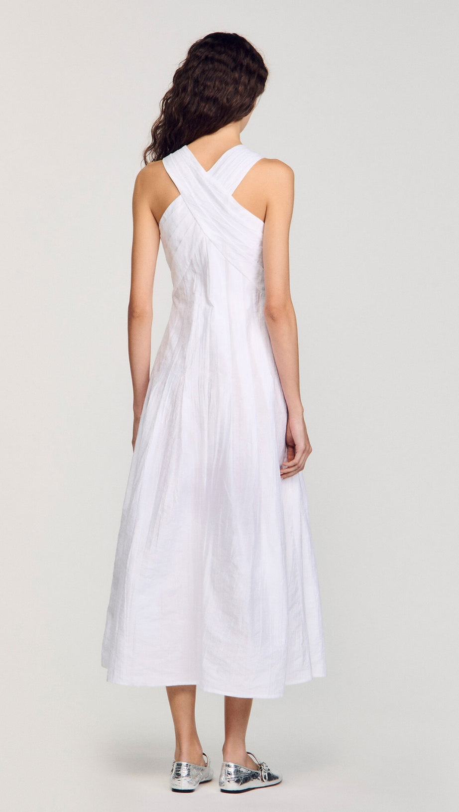 HIGH CROSSOVER V-NECK PLEATED MAXI DRESS IN WHITE