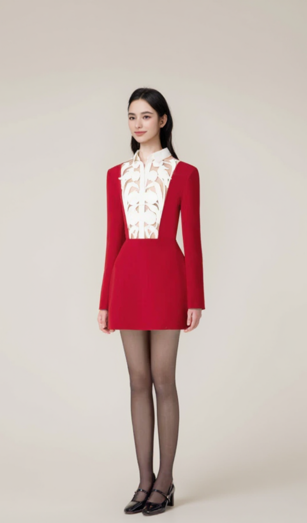 Ausgehöhltes A-Linien-Minikleid in Rot