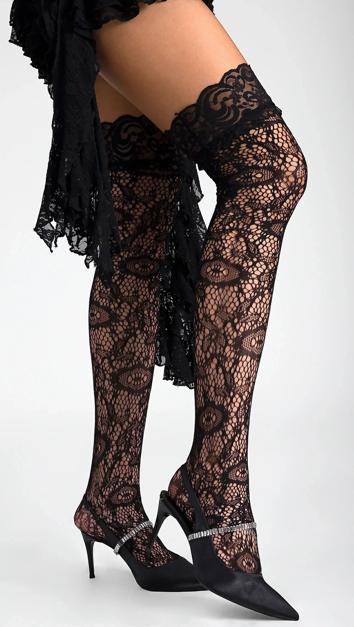 AIIZIE RANIYAH LACE THIGH SOCKS - product image