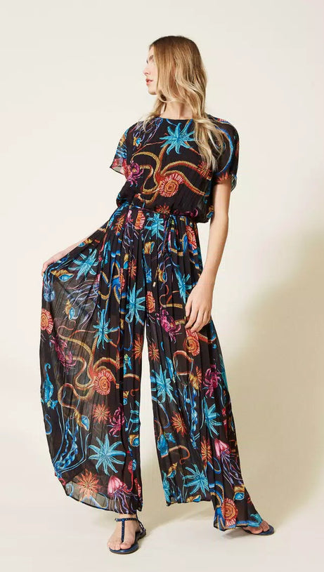 Bedruckter Jumpsuit aus plissiertem Georgette