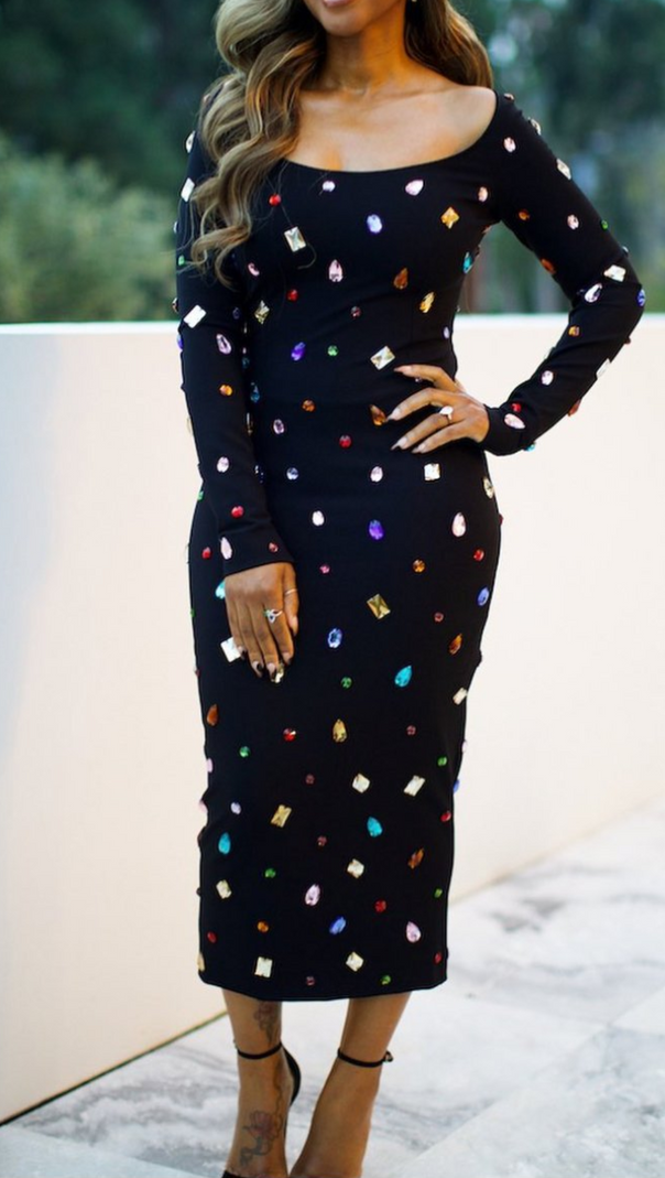 AIIZIE OFF-SHOULDER VELVET MIDI DRESS - product image