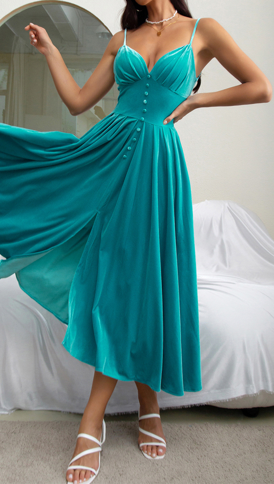 VELVET DRESS FRONT SLIT IN BLUE GREEN