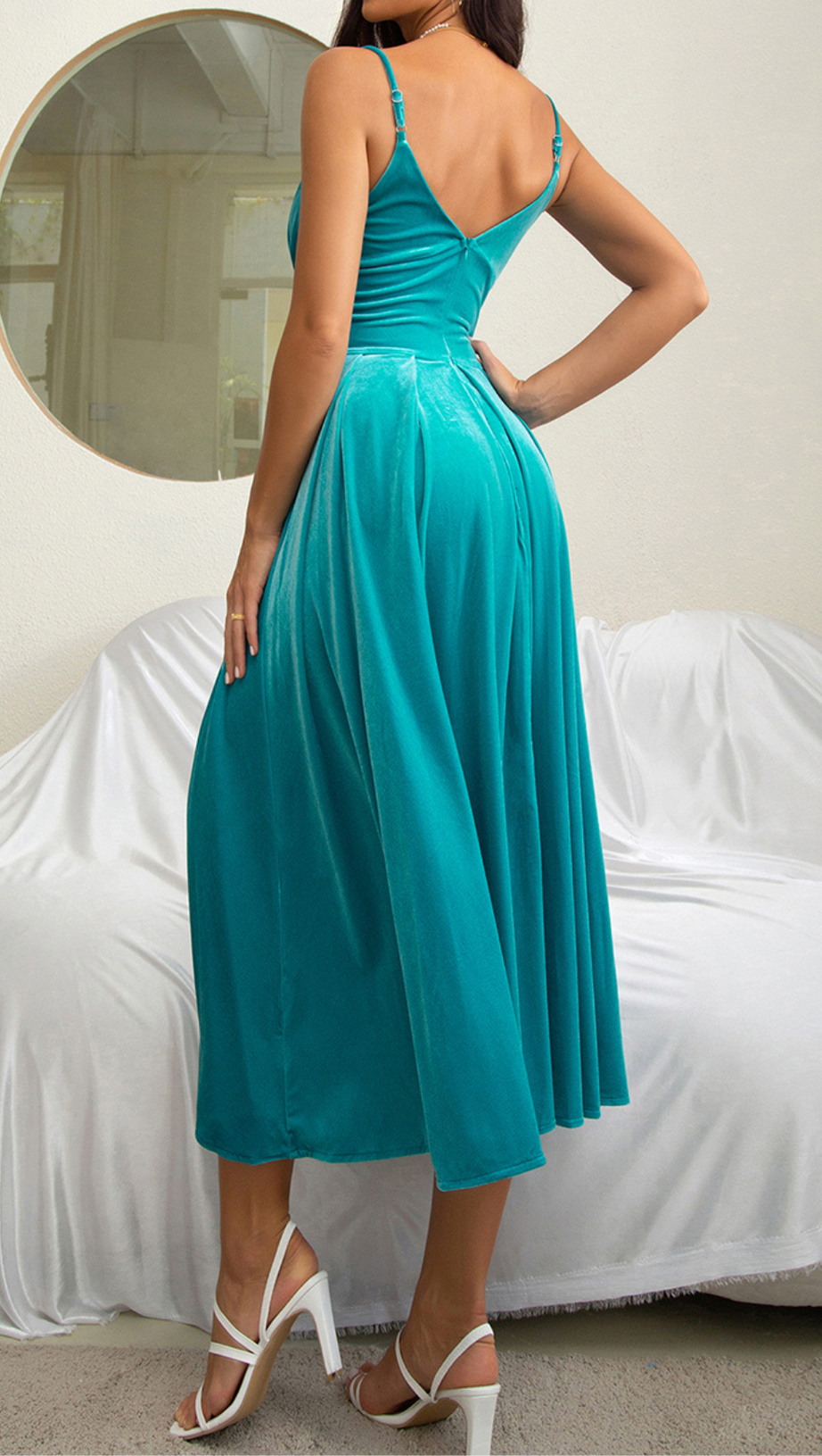 VELVET DRESS FRONT SLIT IN BLUE GREEN