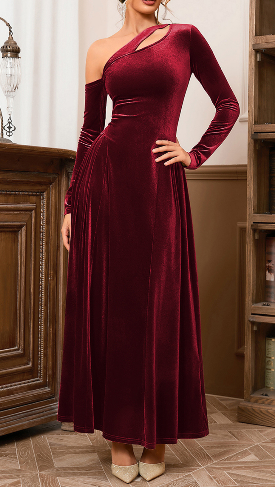 LONG SLEEVE STRAPLESS VELVET A-LINE DRESS