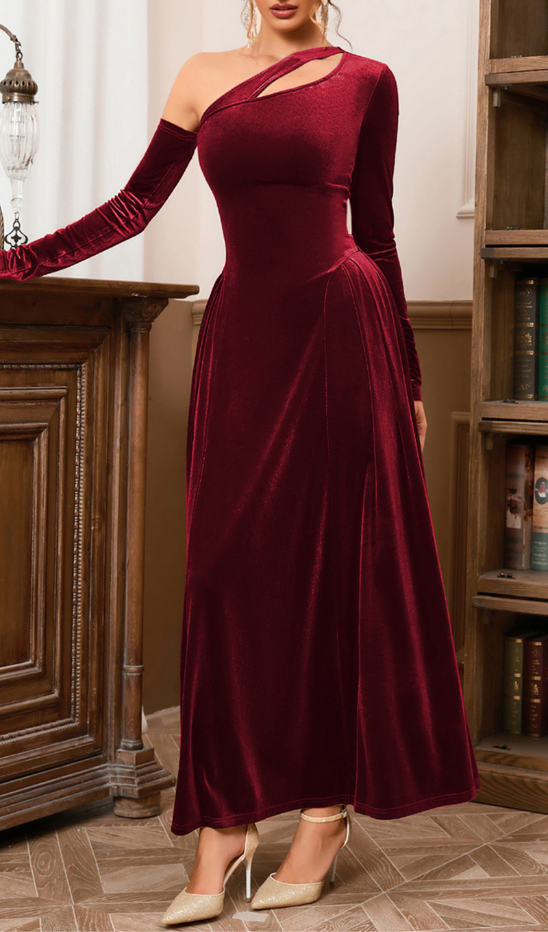 LONG SLEEVE STRAPLESS VELVET A-LINE DRESS