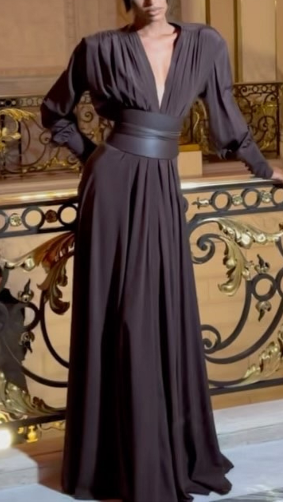 LONG SLEEVE PLUNGE V NECK MAXI DRESS BROWN