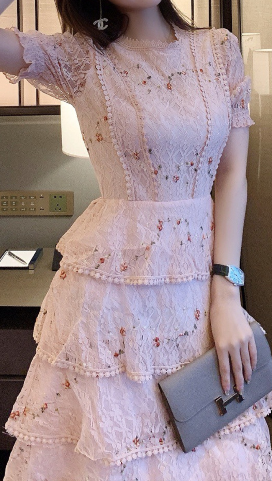 ABITO MIDI IN PIZZO FLOREALE ROSA