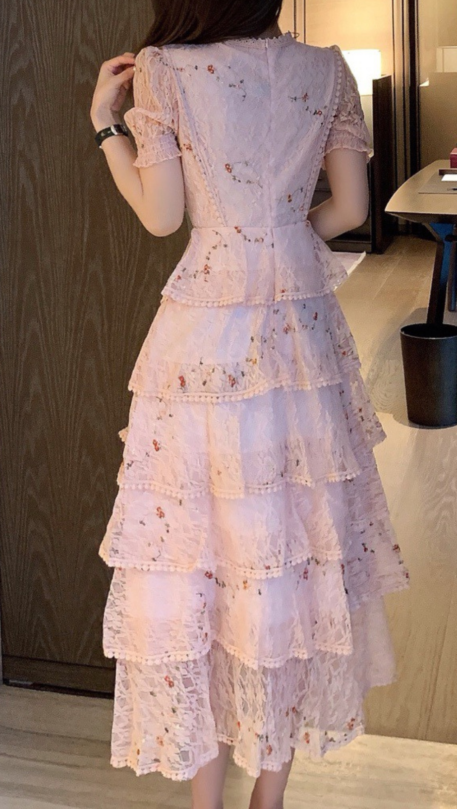 ABITO MIDI IN PIZZO FLOREALE ROSA