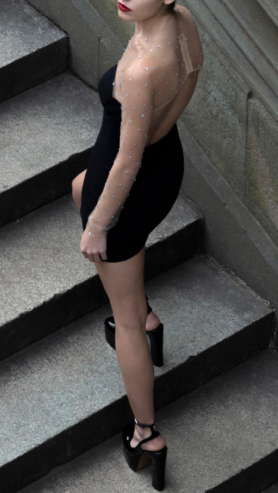 LONG SLEEVE CRYSTAL MESH DRESS BLACK