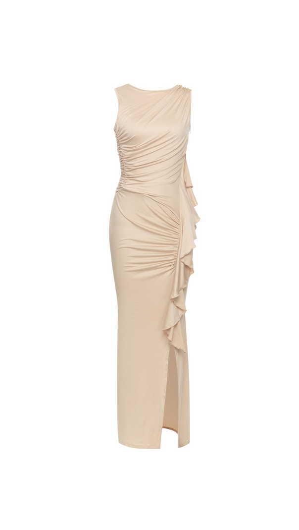Gerafftes, figurbetontes Maxikleid mit Schlitz 