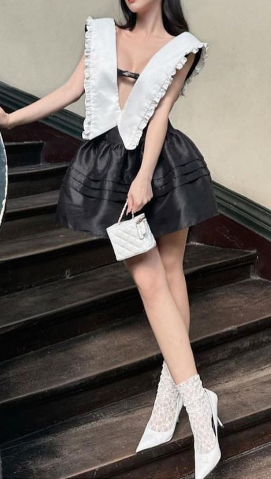 V-NECK CUTOUT RUFFLES MINI DRESS