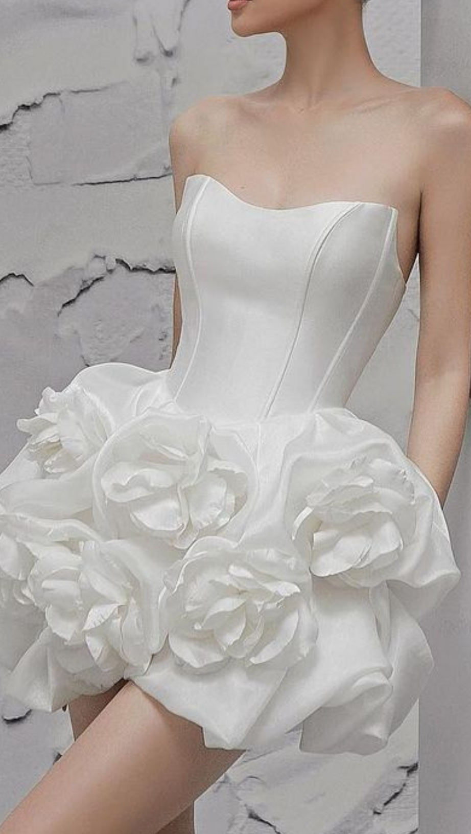 FLORAL-APPLIQUÉ STRAPLESS MINI DRESS