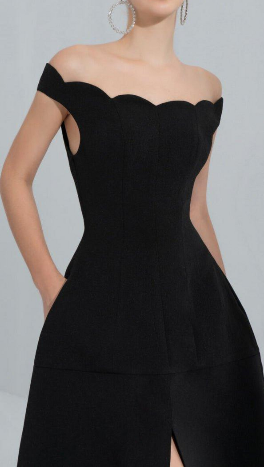 BLACK OFF-SHOULDER SCALLOPED NECKLINE SLIT MIDI DRESS