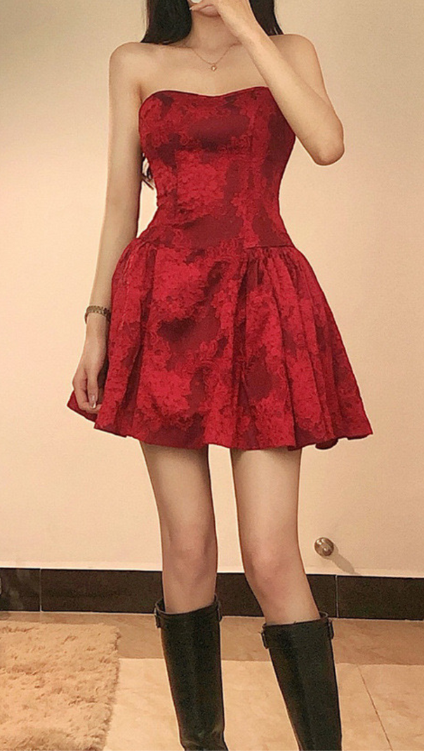 AIIZIE OFF SHOULDER PRINTED MINI DRESS IN RED - product image